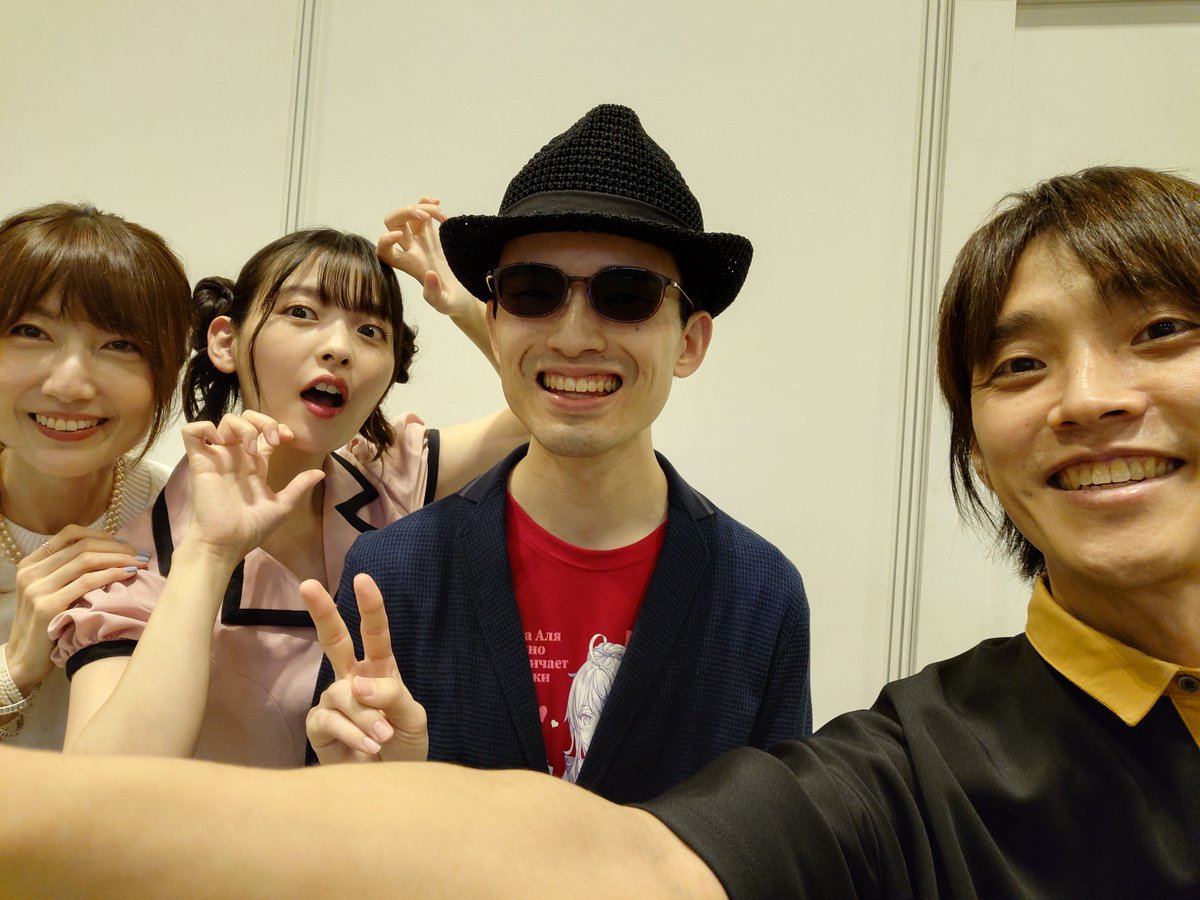 yoshidahisanori's tweet photo. 今日は #無職転生 と #ロシデレ 2ステージ司会でした！

上坂すみれさん @uesaka_official
燦々SUN先生 @SUN91651696

と写真撮らせてもらいました！！

それにしても
#AFASG23 、すごい熱気！！
明日も4ステージありますが、ここから会場とシンガポールも見て回るよー！！ https://t.co/QcNz8czzuQ