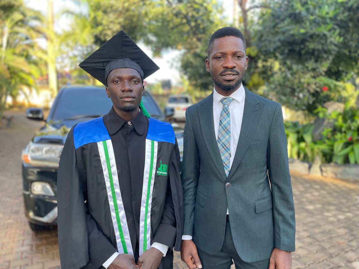 HEBobiwine's tweet image. Today is a happy day in our home.
Warm congratulations to one of our special employees, friend and family member-Higenyi Sherif.
A security guard by night, gardener by day, and student by weekend.

He graduates today from Kampala International University.
Thank you for making us…