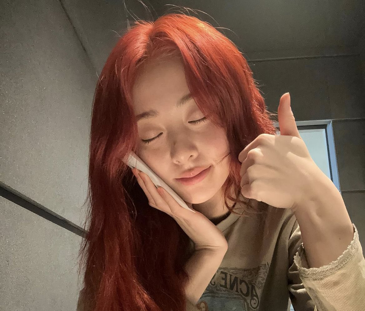 yunjin instagram update