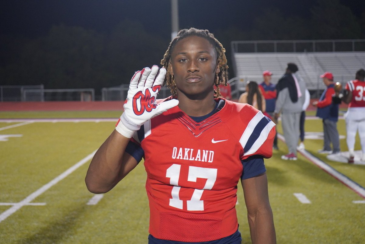 Zach_Berry's tweet photo. 6A Mr. Football finalist Daune Morris ran it 31 times for 171 yards and four touchdowns in the 38-17 win. Ole Miss and RB coach Kevin Smith are in hot pursuit https://t.co/WLB3LgFVY2 https://t.co/NEfkbkqwrx