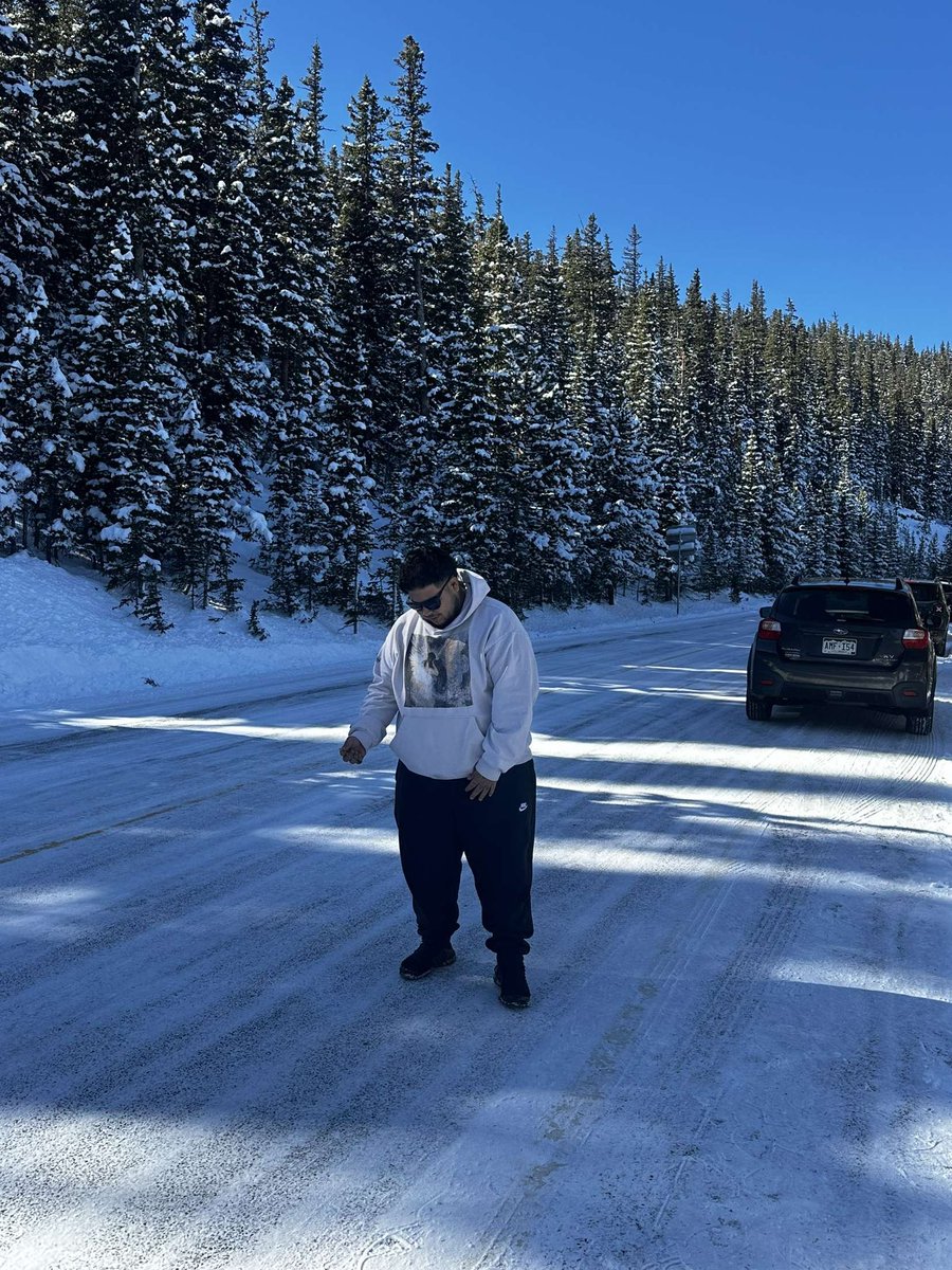 Angeltgod415's tweet photo. 🏔️🏔️🏔️ https://t.co/XC9laGGxmu