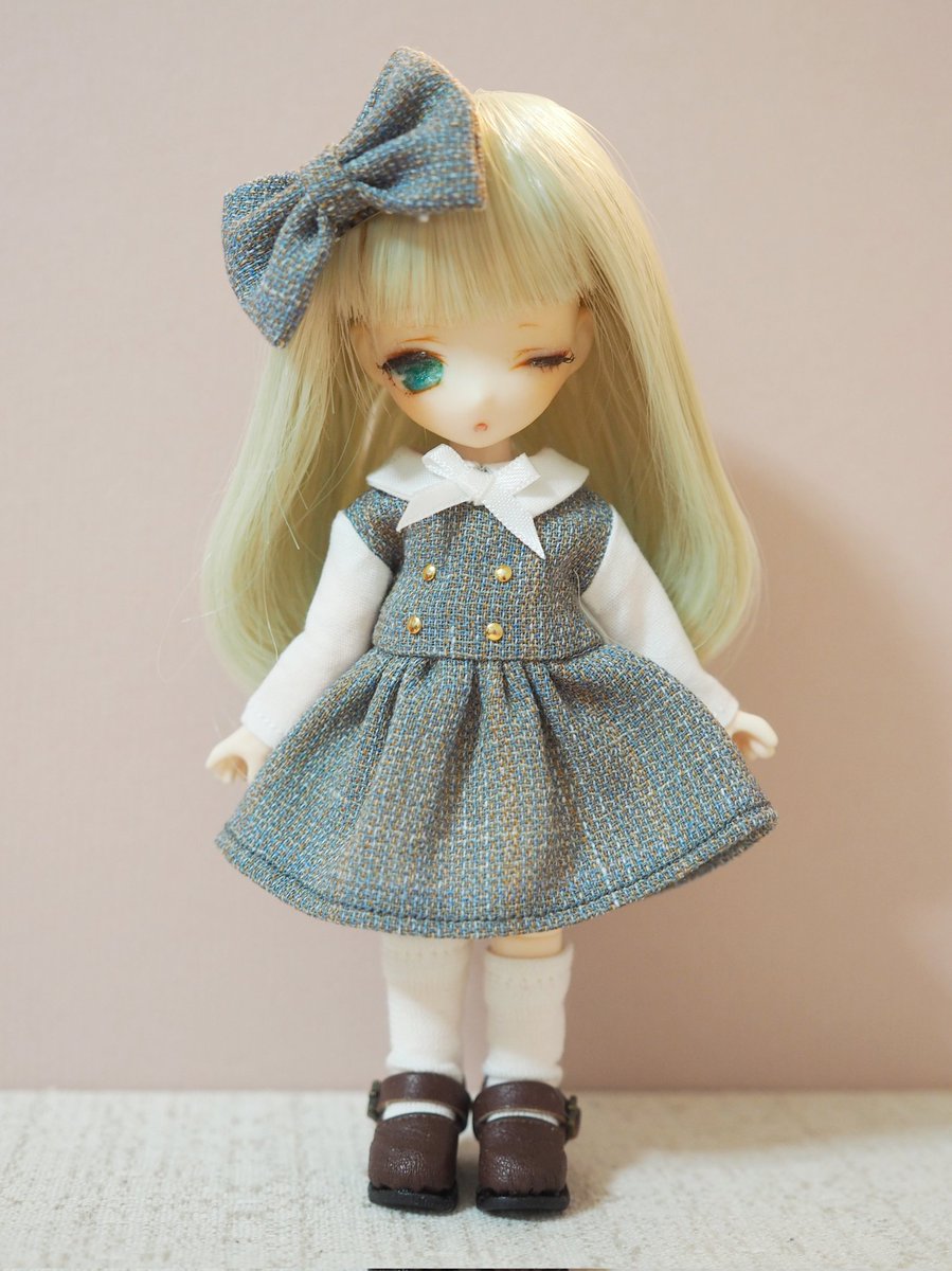 candyholic_doll's tweet photo. お品書きその１
オビツ11用制服風ワンピースセット

ボタン部分の色味はアンティークゴールドでのご案内となります。

#FukuokaHarvest #7tn9 https://t.co/bEhWx7JkqO