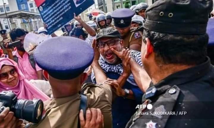sanjayawilson's tweet photo. We demand t Government release t arrested protestors immediately & all criminal proceedings against them, if any, be dropped unconditionally. #CACPS #theSocialistLK 2/2 https://t.co/MNEXGWP4lO