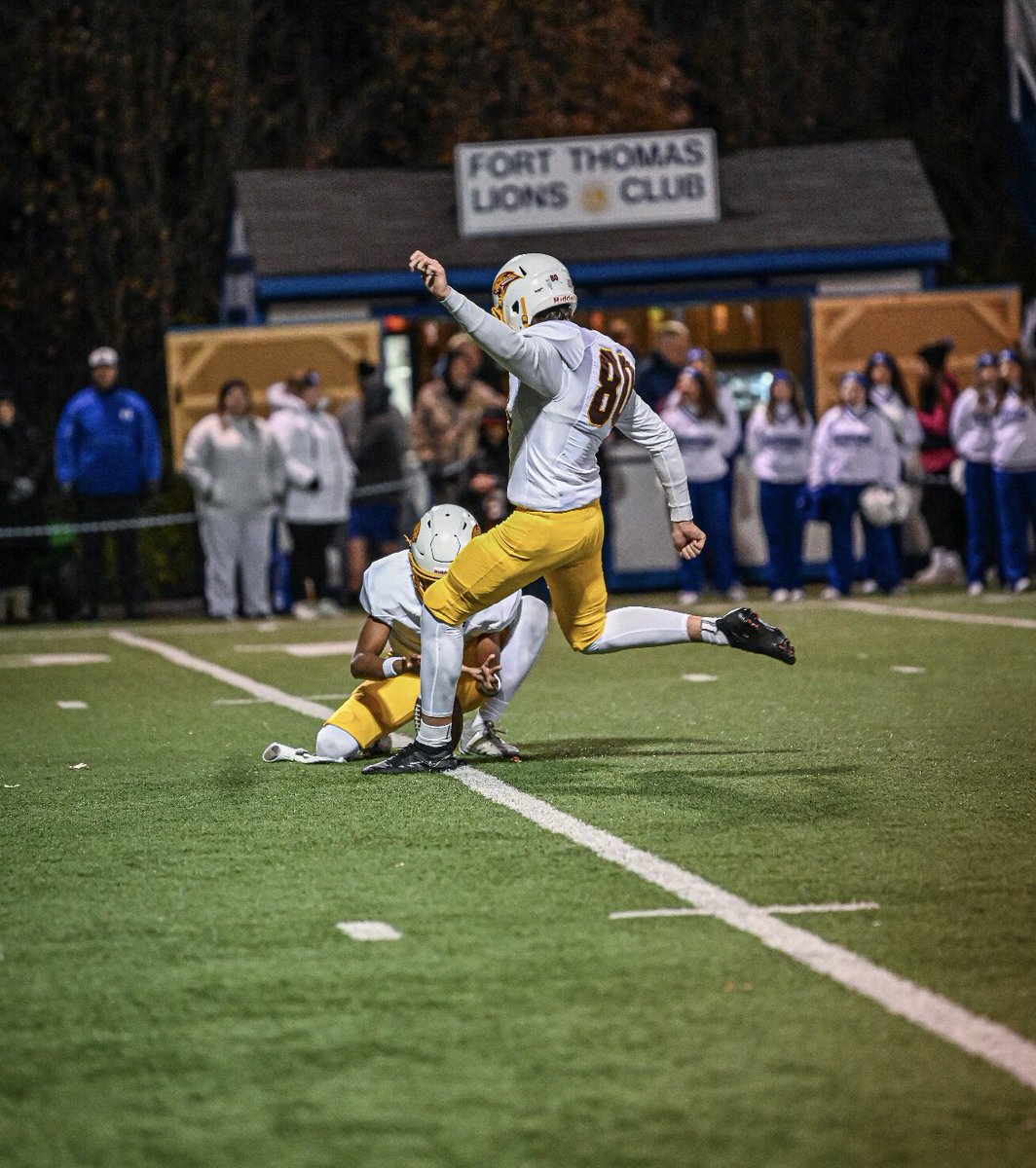Cooper’s Carson Taylor delivered the game-winning 33-yard FG w/4:10 left. Taylor 5/5 on FG attempts this season. Never know as a kicker when your number gets called. Taylor delivered today. 

📸: <a href="/jennarichey1/">jenna</a>