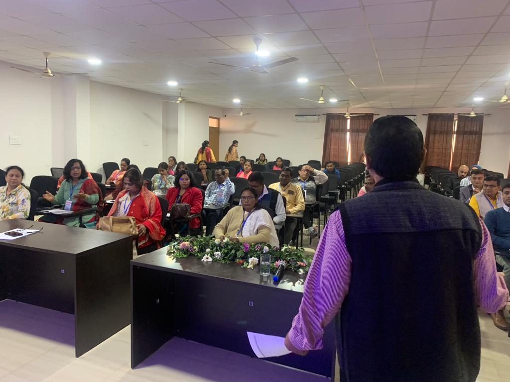 RrrlfKolkata's tweet image. Dr. Sujit Kumar Pandey, Librarian, @CENTRALUNIVERS7 took session on &quot;IPR &amp;amp; Copyright in Digital Environment&quot; in the 37th Capacity Building Program of NML at @jcert_official.
The program will continue till 25.11.23.
#BooksforAll
#LibrariesforAll