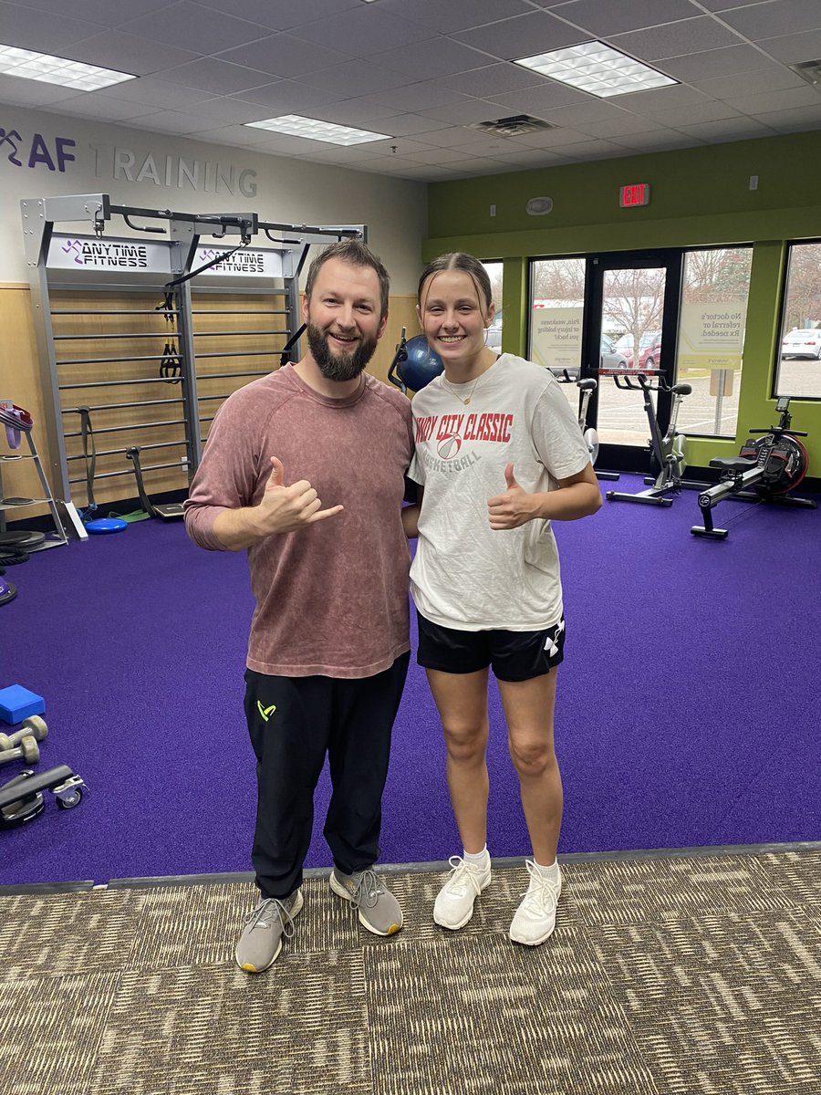 I’m very excited to say that this past week I have been CLEARED!!! Thank you to my PT’s at Viverant for all the work that you’ve put into my recovery, and also thank you Dr. Bjerke at TCO for everything!! I cannot wait for season tip-off on Tuesday! #AGTG