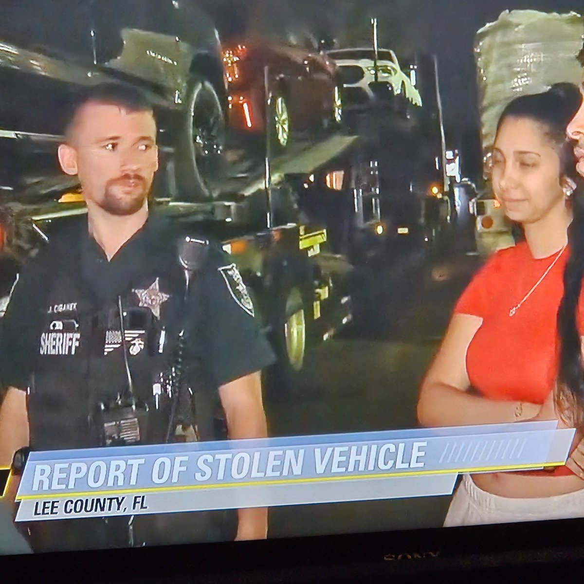 This entire thing seems really fishy 🤔 #OPLive #OPNation <a href="/OnPatrolLive/">On Patrol: Live • Community</a>