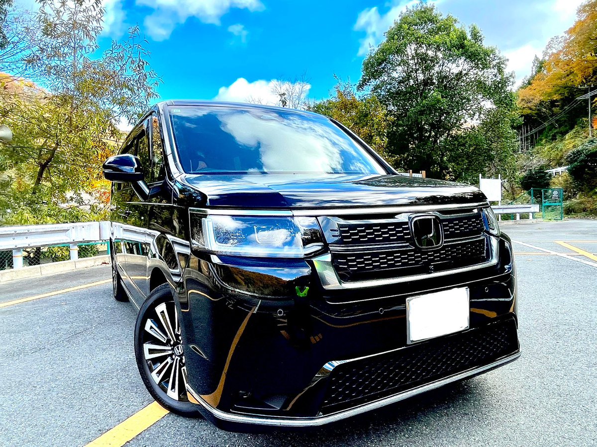 motomuteiden's tweet photo. 地元に帰ってパシャリパシャリ📸

#ホンダ #honda #ステップワゴン #stepwagon #ステップワゴンスパーダ  #ステップワゴンスパーダプレミアムライン #ステップワゴンのある風景 #ホンダグラム #hondaグラム #ファミリーカーデビュー #HondaON https://t.co/WqWW7tvdjY