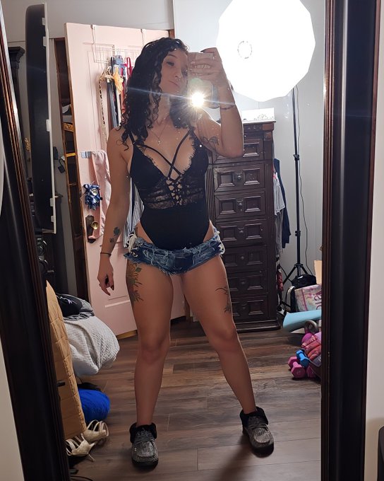 Oh hey 😉 #hey https://t.co/uBzsTeLQhq<a href="/tag/hey"class="tags">#hey</a>