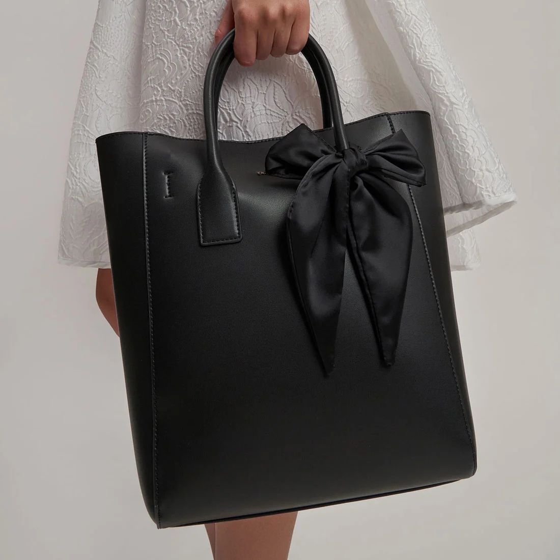 MAX 50% OFF】BLACK FRIDAY SALE 開催中！オールシーズン活躍する