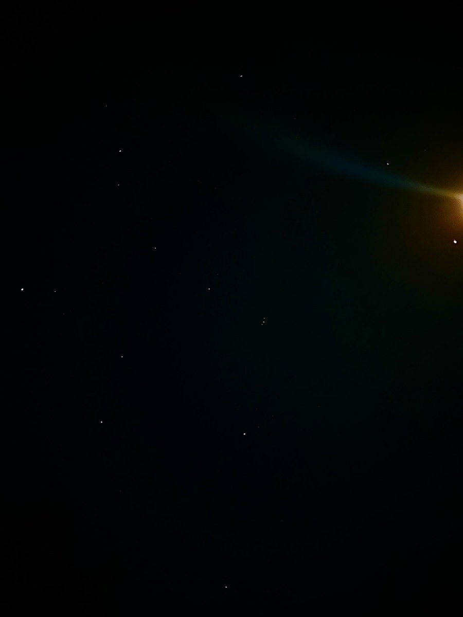 NoahBroskii's tweet photo. Took to the skies for tonight’s photoshoot https://t.co/p0tuGUQTwj