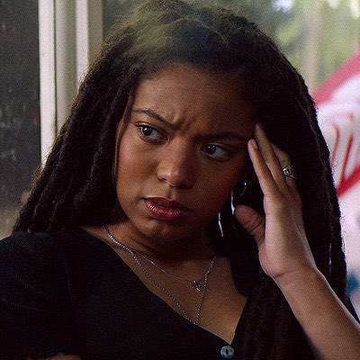 sapphosz's tweet image. pretty girl                      her hot gf/bf