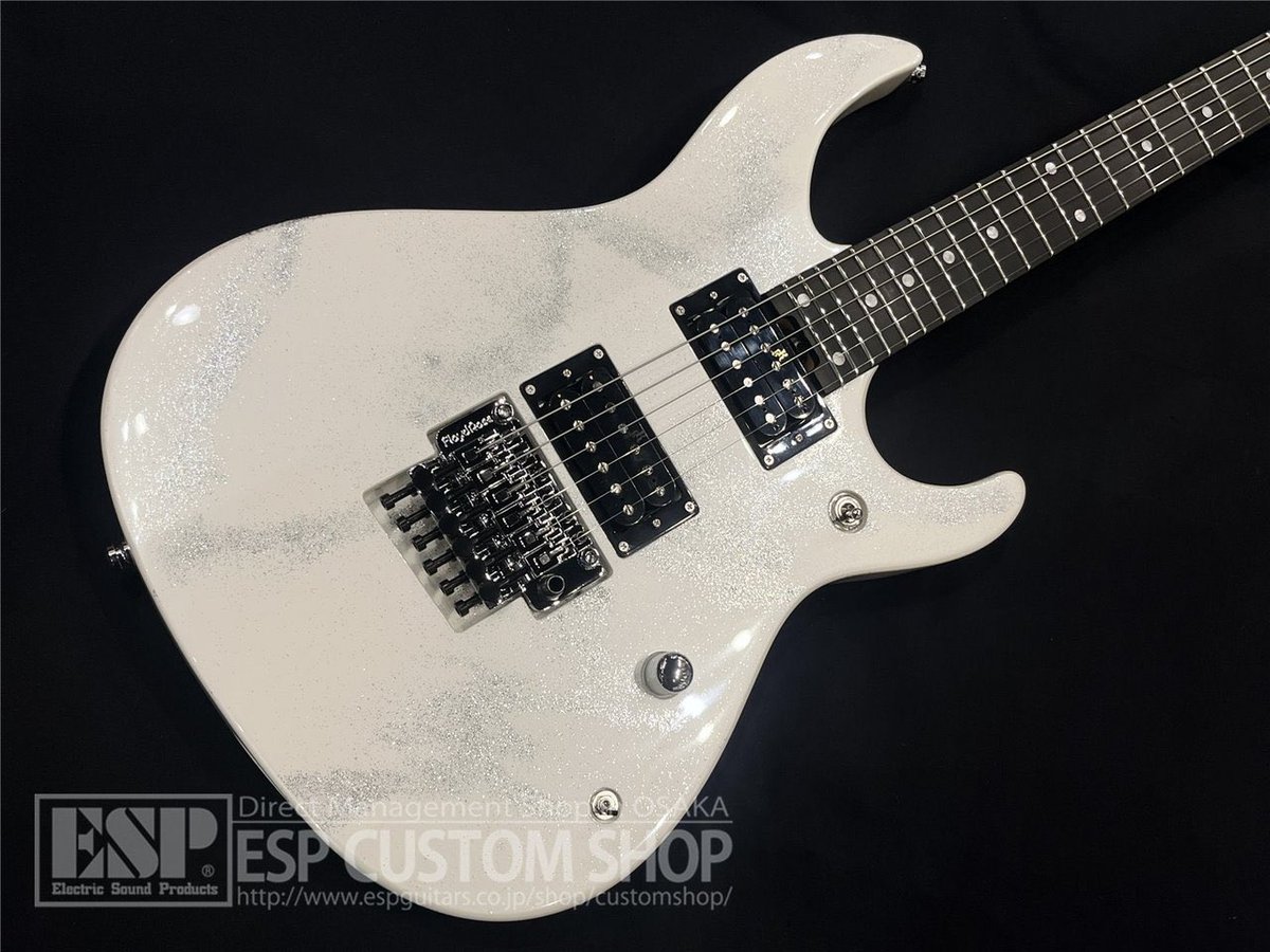 espcustomshop's tweet photo. 【商品情報！】最終入荷のKiller KG-Fascist Vice Milky Way 入荷しました！

天の川の様な幻想的なルックスが目を引く一本！
気になっていた方！最後のチャンスです！お早めに！

詳細・ご注文は↓
https://t.co/Sk47VydLgu

#killerguitars #FascistVice #Milkyway #ギター #楽器 https://t.co/O9qpbV6yVw