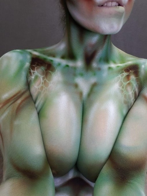 BTS of Phatasm  Set live right now on MPMG https://t.co/mNbioRXH92