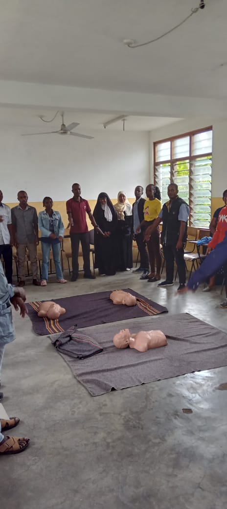 ST_JOHNMOMBASA's tweet photo. Under the guidance of RSO Ops Paul Osiolo, we welcomed new volunteers into our family today. 📚 They delved into the rich history, learned our rules &amp; regulations, and embraced the St John code of conduct and basic elements first aid🚑🧑‍⚕️ https://t.co/17fBbL13u5
