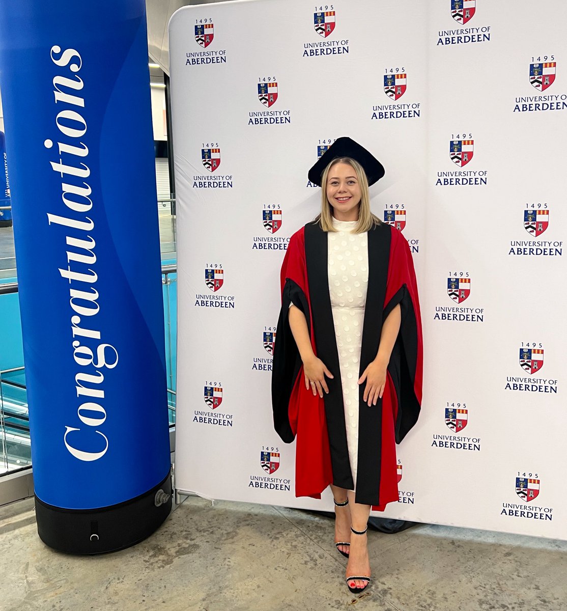 hazelAllardyce_'s tweet image. It’s official…I graduated! 🎓🎉🍾
Thank you so much to everyone who supported me through my PhD. It’s been an incredible experience! 
@NEAnatomist @ParsonLab @anat_soc 
#PhDone ✅