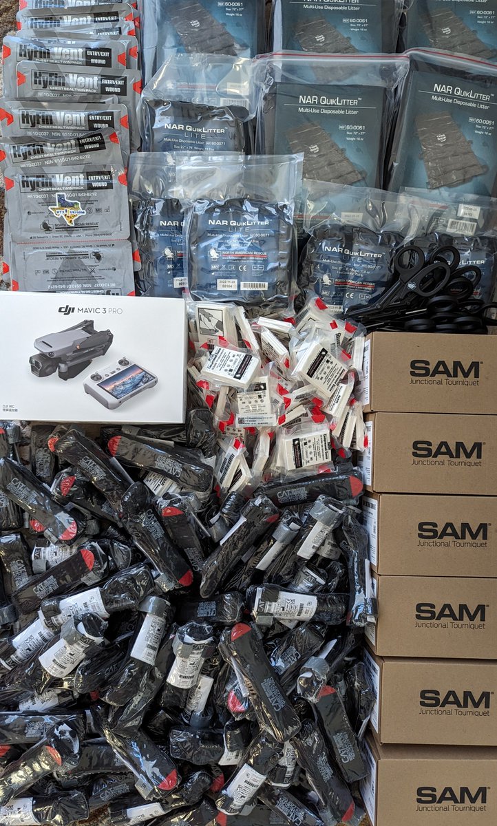 Thank you to our incredible donors and travelers who transport  necessary supplies to Ukraine! With your help we've recently delivered: 6  Sam Junctional Tourniquets, 1 MavicPro Drone, 100+ Chest Seals, 80 CAT Tourniquets, and Quick Litters.
for more help: amazon.com/hz/wishlist/ls…