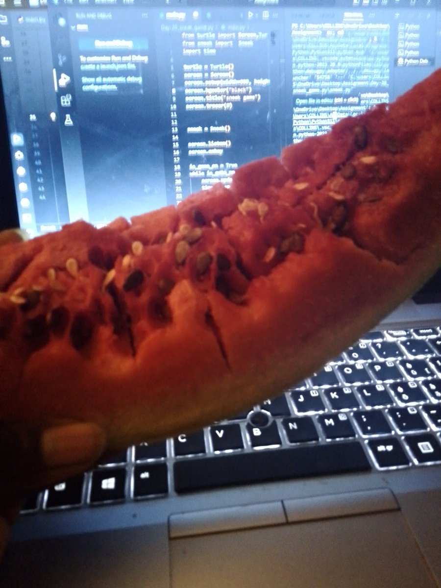 OCHHQ's tweet image. Starting the day right with watermelon power! 🍉💻 Fueling my #100daysofcode journey with this refreshing snack. Stay hydrated, stay focused! #Python #CodingFuel #GoodMorningX .