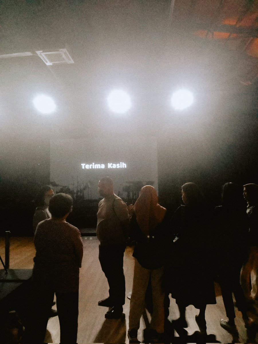 monlightsilk's tweet photo. yesterday was fun 🌟 https://t.co/RoUwcHdzdy