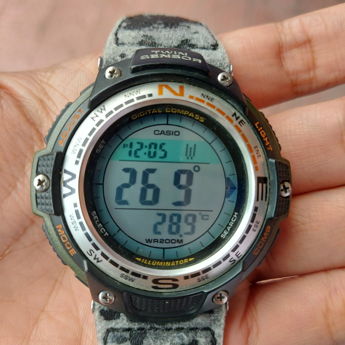 khalidity's tweet image. Cool weather at noon, very rare, trully amazing, Alhamdulillah 🙏🏼 #westJava #jabar #bandung #bekasi #cibubur #indonesia