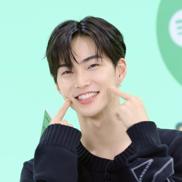 xnghanpics's tweet photo. day 3 without seeing seunghan 🥹🥹 https://t.co/bgAZE09Fio