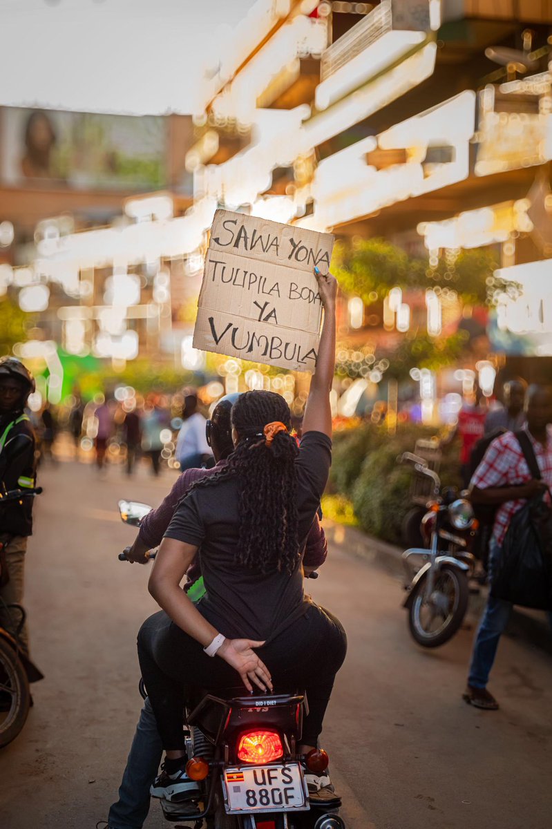 nampeera_'s tweet photo. A break from kampala traffic is definitely what you need 💃🏿💃🏿 #VumbulaUgandaFestival https://t.co/ORL21gOctx
