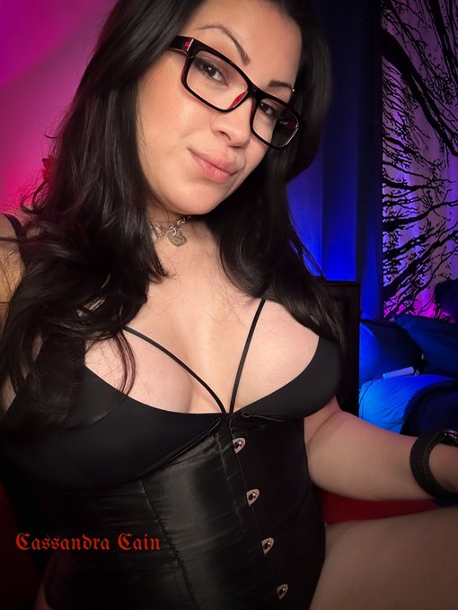 On cam! My tip vibe is half price and everyone who spends $10 or more gets videos sent to their inbox<a href="/tag/mvsales"class="tags"><span>#mvsales</span></a>