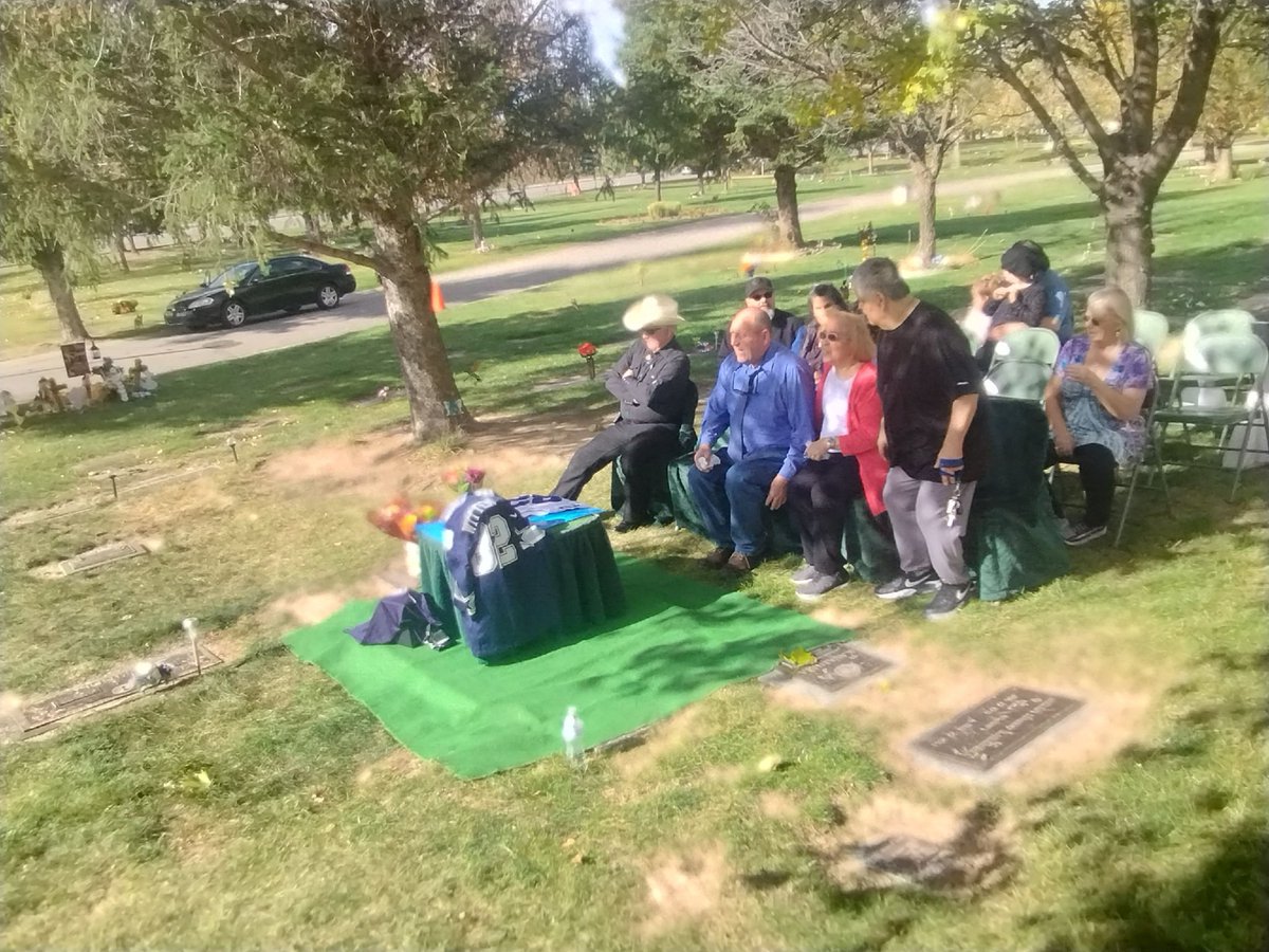 CboyStarr✭ 🎄☃️❄️ tweet media