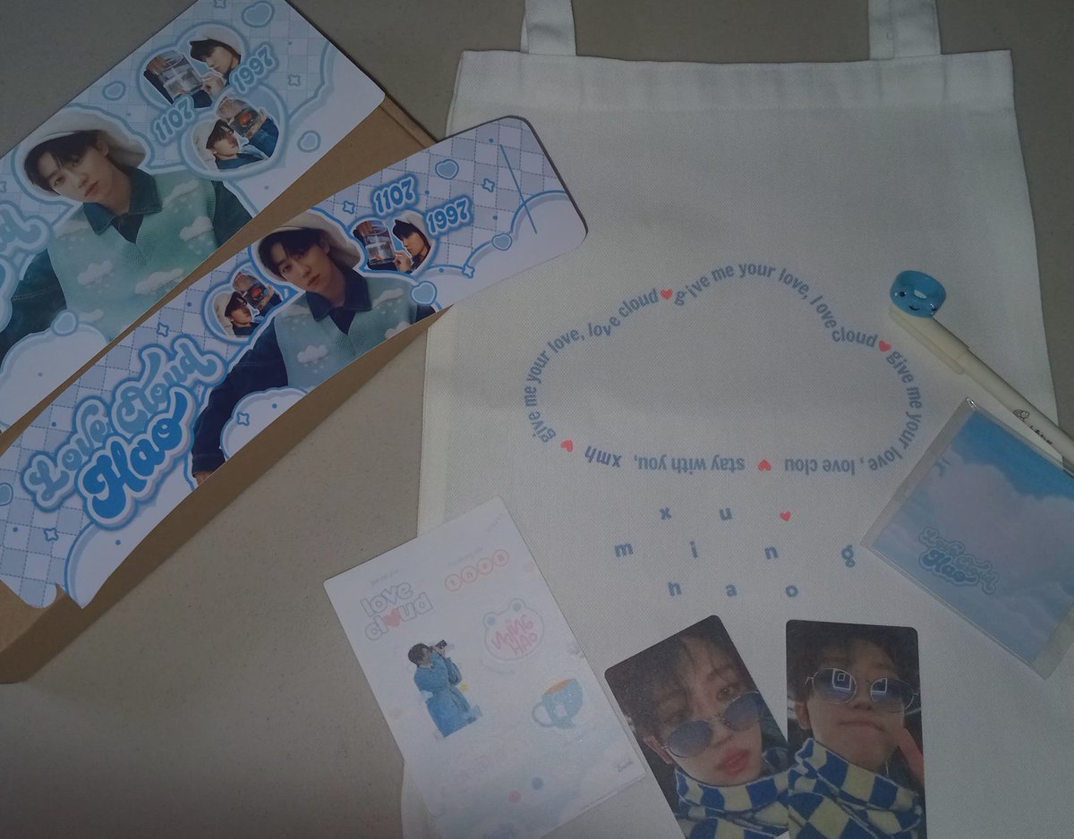 : ¨ ·.· ¨ :
 ` · .. · #LoveCloudHao

belated happy the8 day 🩵

thank you so much <a href="/lovecloudhao/">Love Cloud Hao ☁ THE8 CSE !</a>! umuwi na si hao ><