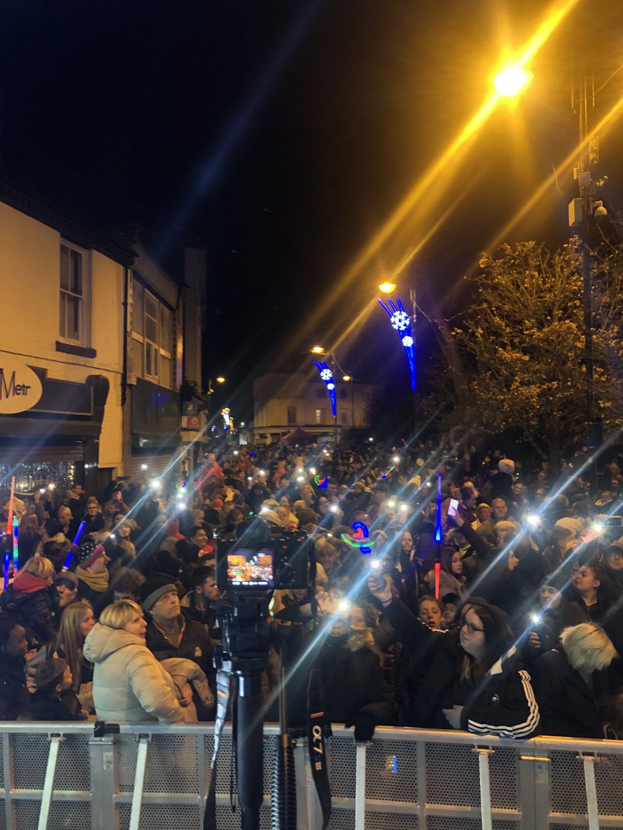 patmcfaddenmp's tweet photo. The Bilston lights are on!

Huge crowd, great entertainment from ⁦@AmyLou_BGT⁩ and compered as always by our very own ⁦@DickyDodd⁩ 

But I’m not going to tell you Santa’s secret… https://t.co/u1Xd52Cq7h