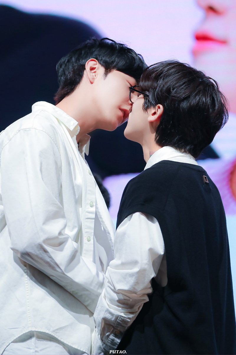 Putao0318's tweet photo. 231124 
IN HONGKONG FM  PART1️⃣

⚠️2차가공/상업적 이용 금지/재업로드금지 /Don‘t change anything/Please do not reupload to other SNS/禁二改二傳商用

-준성호 마음대로 사용하세요-

#남의연애2 #HisMan2 #준성호네 #준성 #성호 JunSeongHo1stFMTinHK https://t.co/qOXcEr6FeC