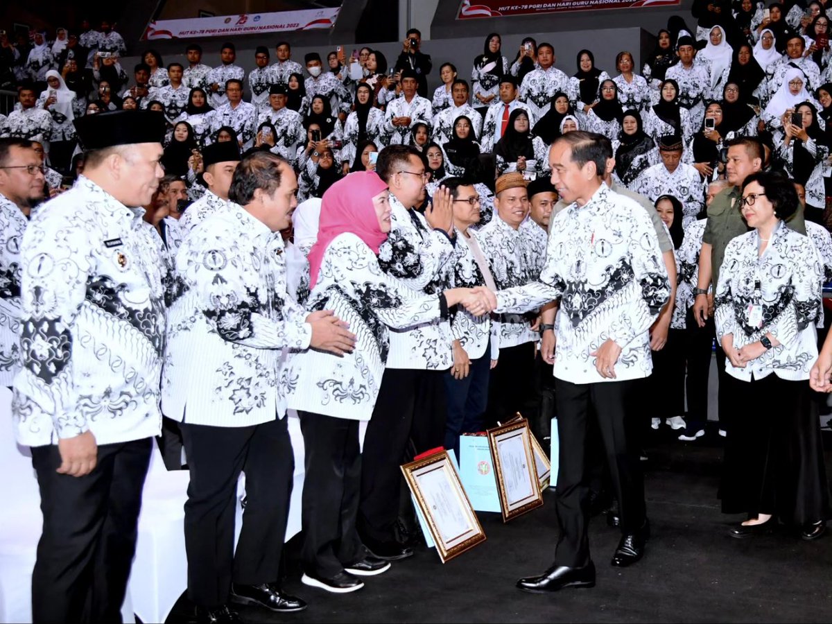 Joko Widodo tweet media