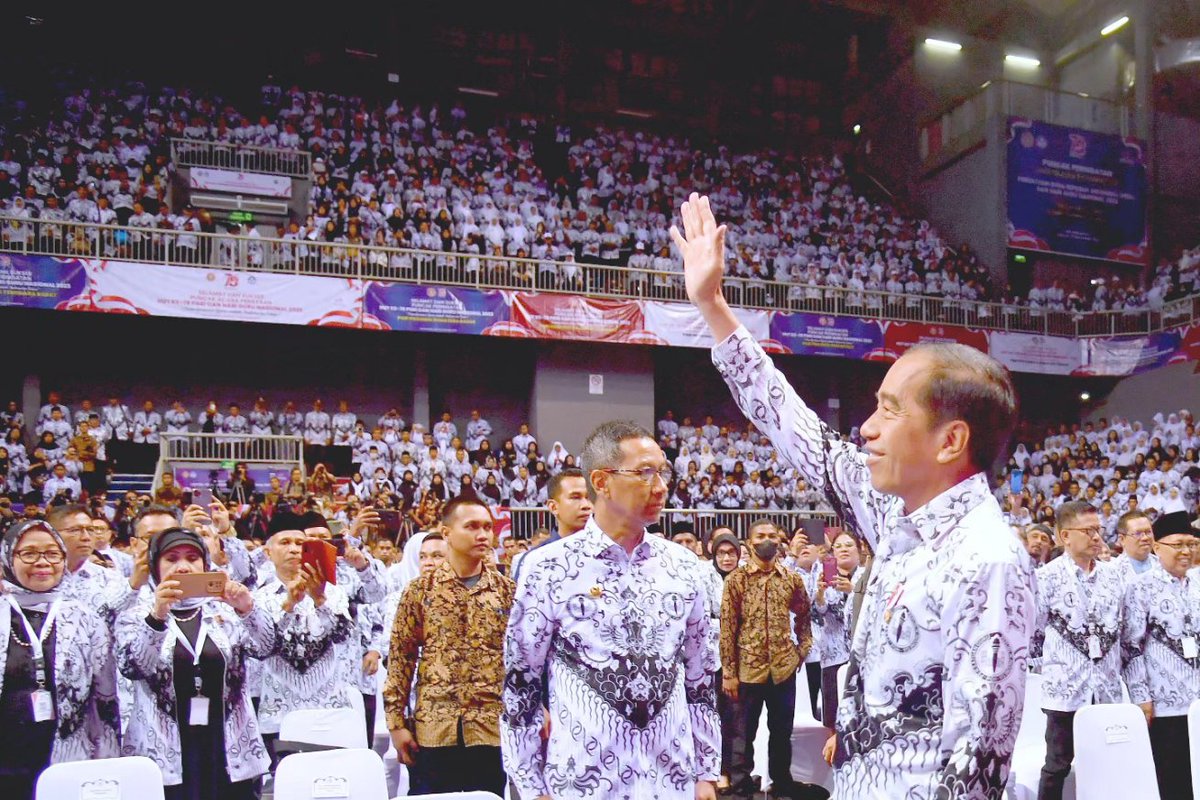 Joko Widodo tweet media