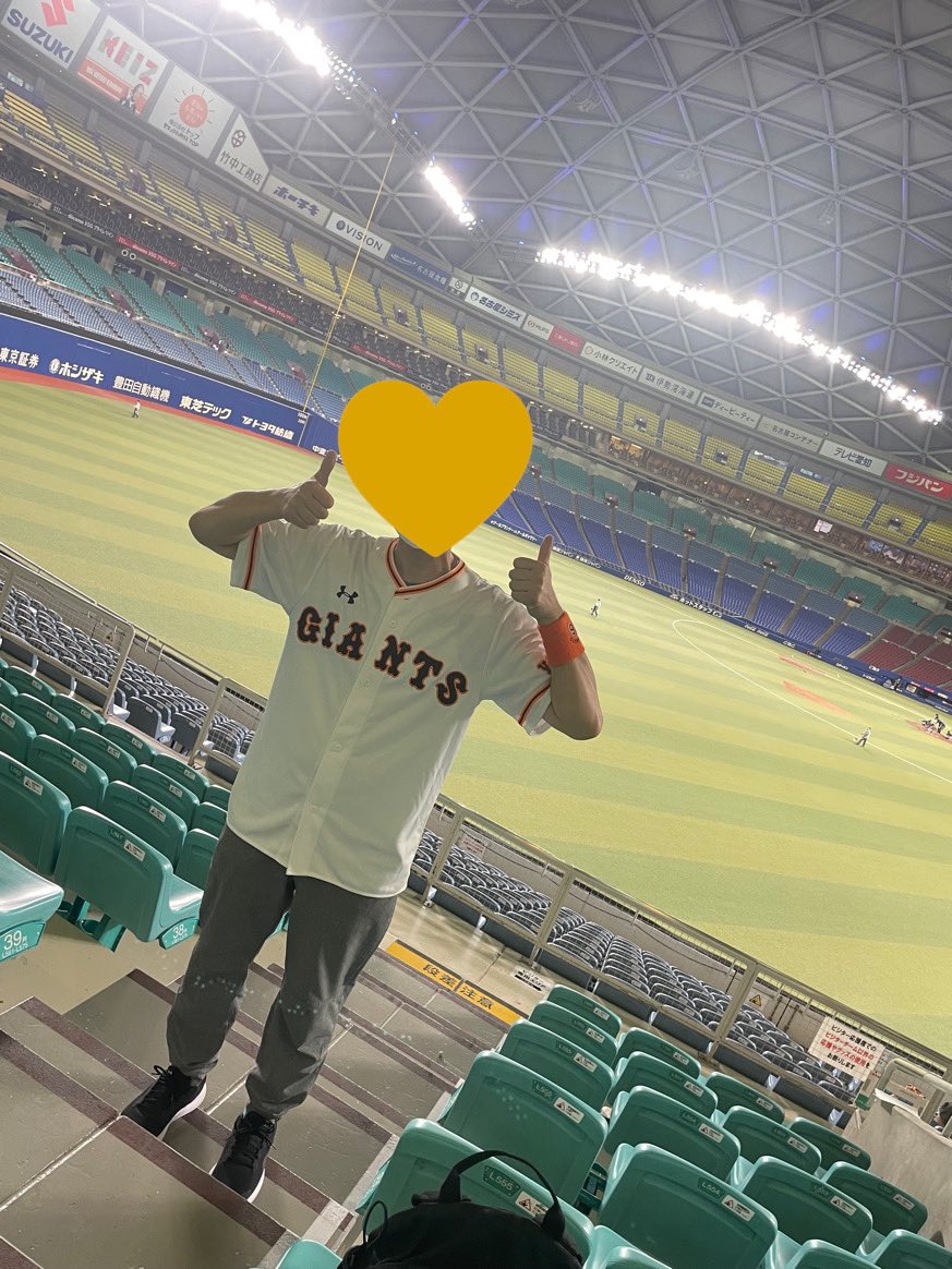 bigbome51's tweet photo. GIANTSファンの方
熱く盛り上がっていきましょう。
色んな話題でも構いません。
気軽にフォローしてください。
主にバンテリンドームにて
観戦しています。
#ジャイアンツファンと繋がりたい
#プロ野球ファンと繋がりたい
#G党さんと繋がりたい 
#G党
#Official髭男dismファンと繋がりたい https://t.co/Y6D3wnGlI3