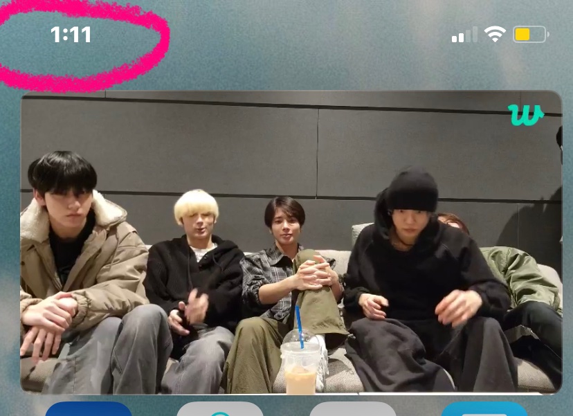 cami_yourss's tweet photo. I FREAKING PREDICTED THE FUTURE🤯🤯🤯
#txtlive #weverse #TXT https://t.co/Pa4qDnYsXj