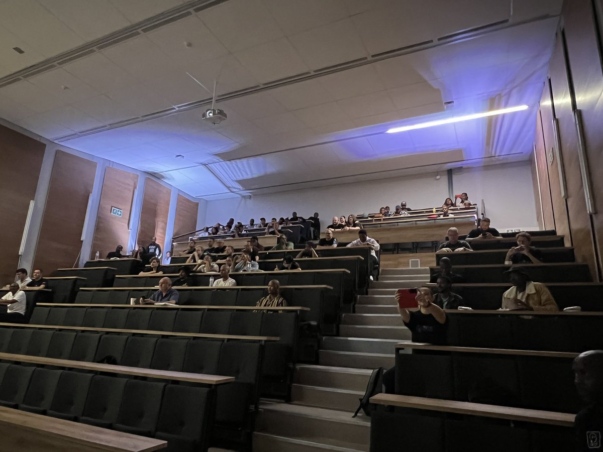 ThatTechieGirl's tweet image. #DotNetConfSA 2023 is here!!
Let us know if you here too 
@cptmsdug #OfferZen