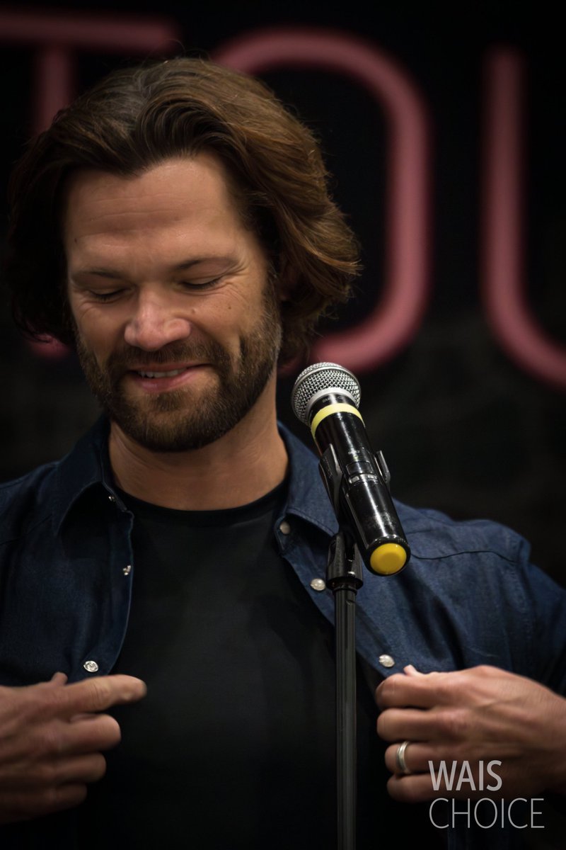 Laci__Lulu's tweet photo. The world needs more sunshine so here's more of Jared to start the weekend. #WeLoveYouJaredPadalecki #HappyPaturday #HeIsPureSunshine #SPNFamily #ThatDimple https://t.co/qIVxS1WZxF