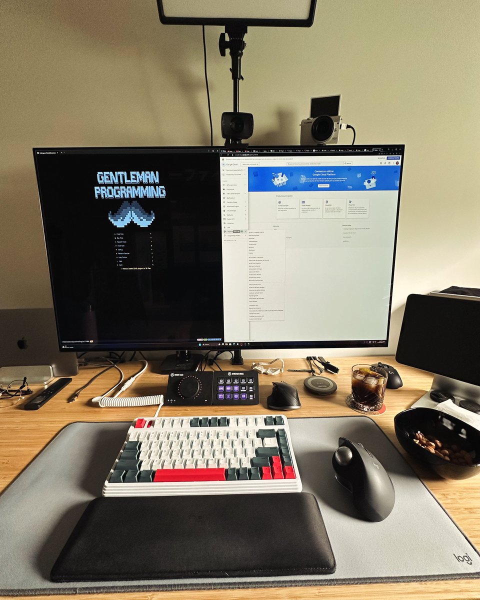 G_Programming's tweet image. Preparando cositas para el siguiente #stream !! 🤓🥃
#Angular #Angular17 #website #app #landing #portfolio #gentlemanprogramming #condetuti