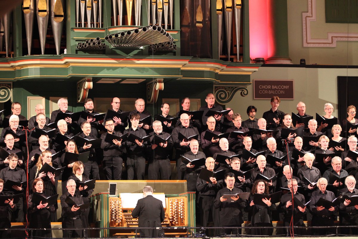 NSOrchestraIRL's tweet photo. An absolute delight to see such a full stage last night, with students from @RIAMDublin joining us and the National Symphony Chorus for a concert to remember. Stunning performances by all, alongside baritone Mark Stone, soprano Elizabeth Watts and conductor @LeonardSlatkin 👏 https://t.co/Yu5EItGadd
