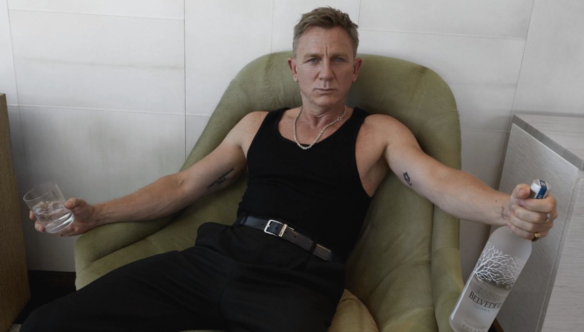 Framsiden av julgranen - Baksiden av julgranen