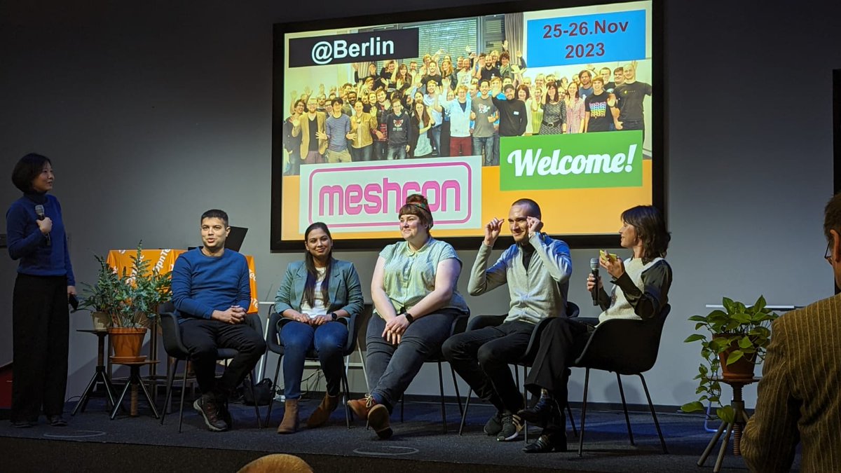 Live now at #Meshcon #Berlin "Fireside Chat: Product Management Powerhouse" #sharing #collaboration meshcon.net