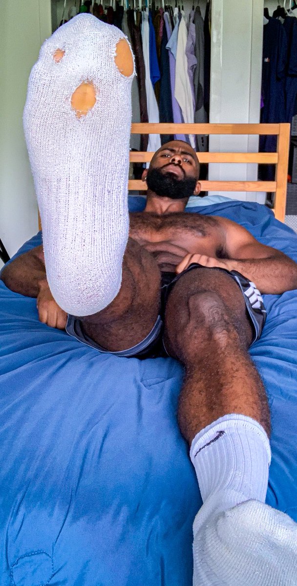 Fimdonteedaddy's tweet photo. YOU TELL ME YOUR BANK ACCOUNT INFORMATION JUST SO YOU CAN PEEL MY SOCK OFF AND GET STOMPED.
#cashgame #paypig #cashplay #scallyboy #scallyalpha #alpha #master #cashmaster #rtgame #wallet #cashslave #cashdrain #drain https://t.co/HMO5heP21K