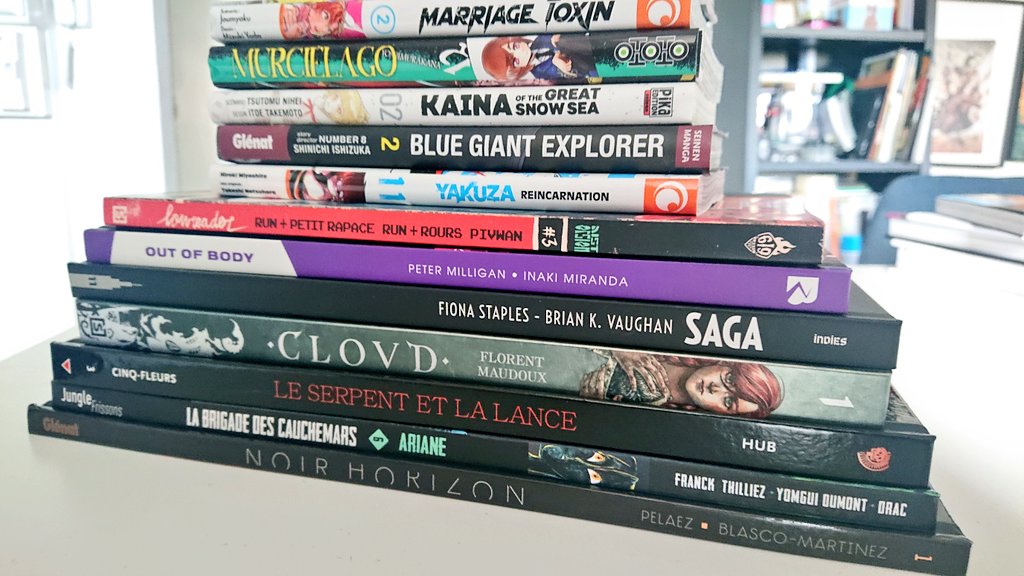 Naka_manga's tweet photo. Après une grosse semaine, je pense mériter cette nouvelle #PALduJour! #MarriageToxin #YakuzaReincarnation @CRManga_FR #Murcielago @Ototoedition #KainaOfTheGreatSnowSea @pikaedition #BlueGiantExplorer @Glenat_Manga #LowReader #CLOVD @label619 @ruedesevresBD #LeSerpentEtLaLance @DelcourtBD #NoirHorizon @GlenatBD #LaBrigadeDesCauchemars @jungleeditions #Saga @UrbanComics #OutOfBody @BlackRiverComic