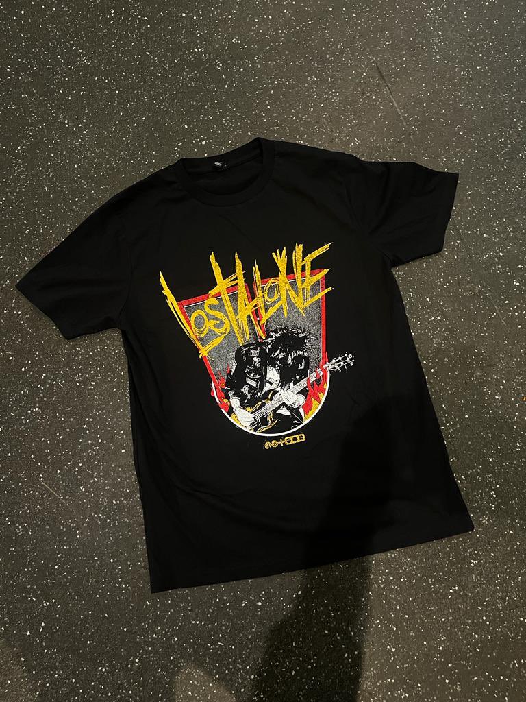 lostalone's tweet photo. Remaining tour T (under 30 left) and trucker cap are now online. Use the code LASTDROP. At checkout for black Friday 20% off
https://t.co/gHlZQ5hXLW
#powertoplaytour https://t.co/pCIZAKfEY9