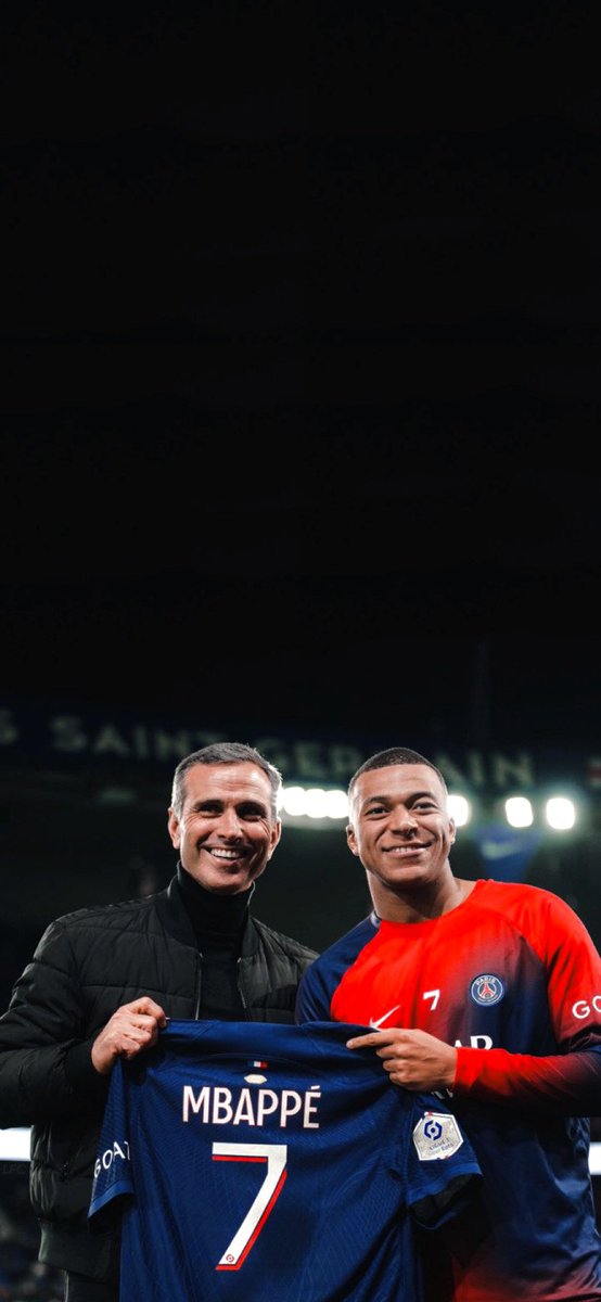 LayoutFC's tweet image. Pauleta x Mbappe ❤️💙