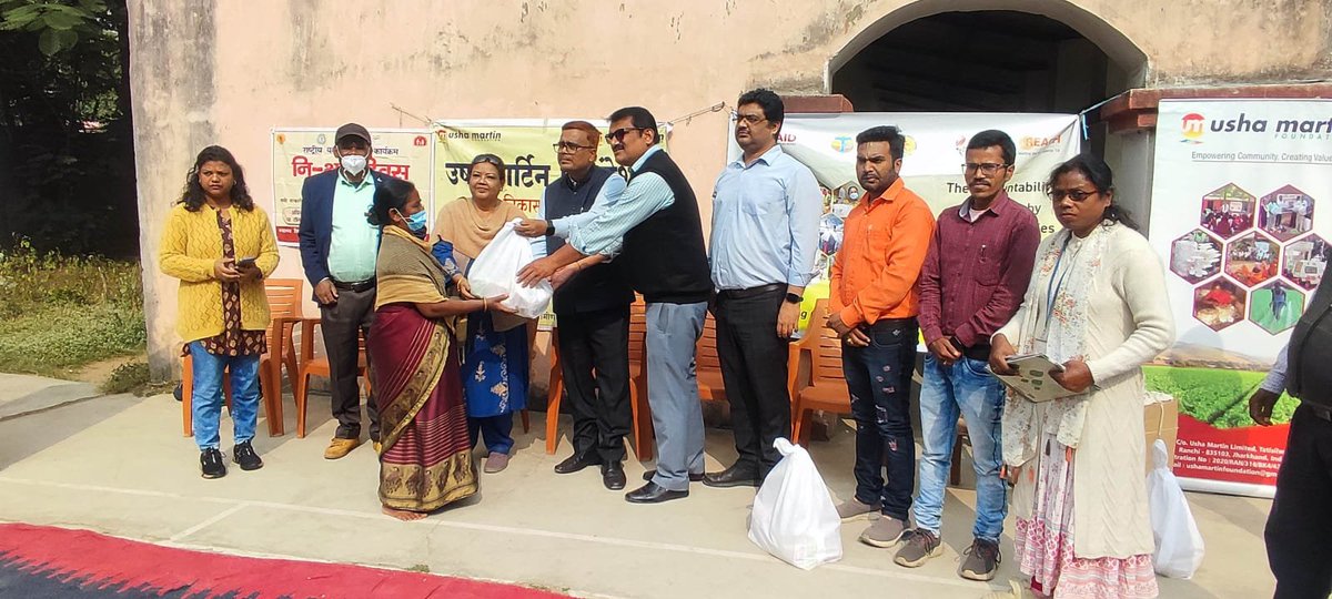 tb_tej's tweet photo. Usha Martin Ltd Ranchi 🌟 becomes Nikshay Mitra for 20 warriors in the fight against TB, partnering with TEJ network for logistics in Pradhan Mantri TB Mukt Bharat Abhiyaan. https://t.co/ZBtMbtc8z9