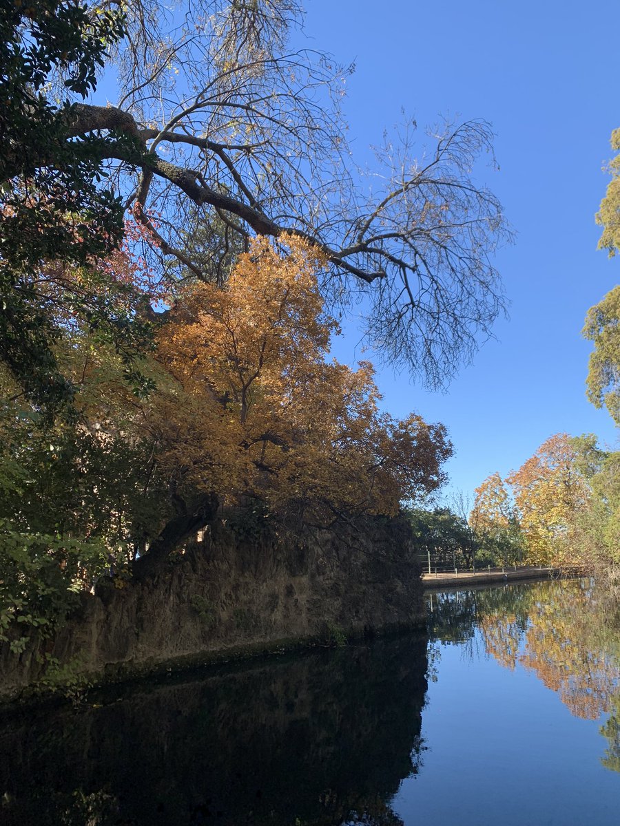 granada en otoño >