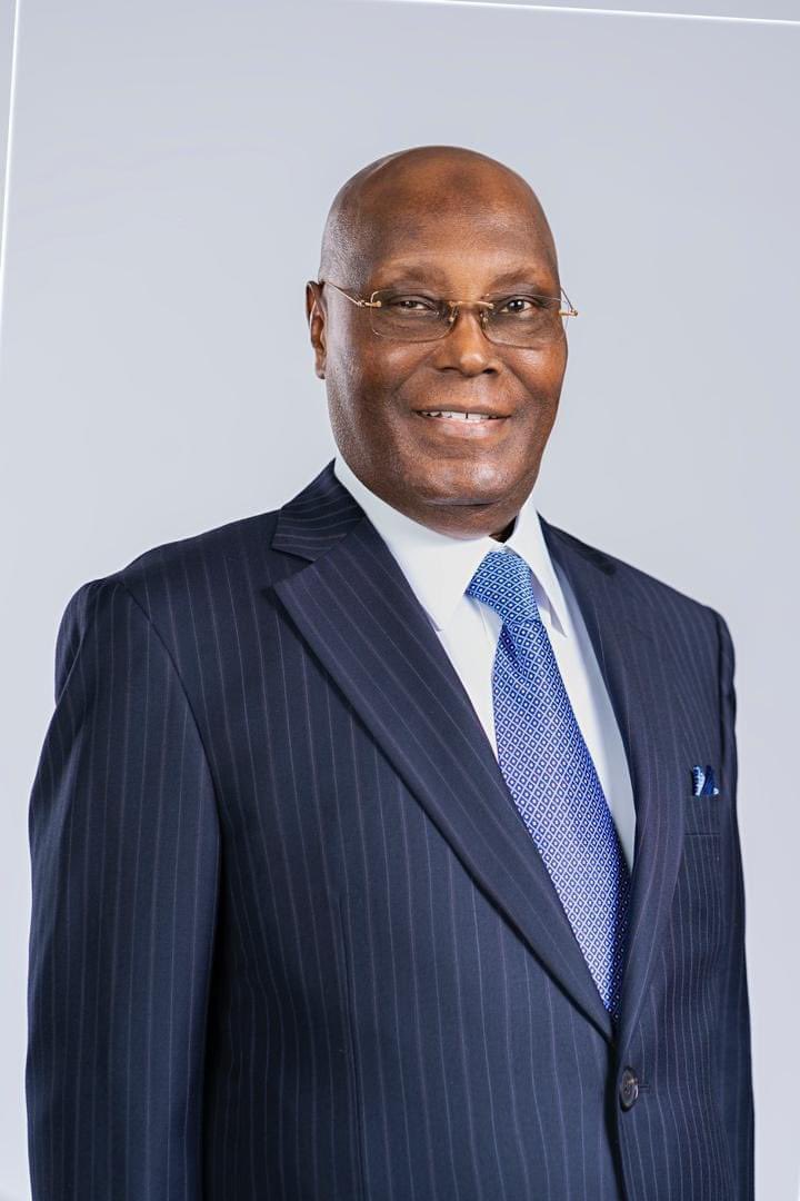 DesmondTobeOris's tweet photo. Wishing His Excellency, @atiku Abubakar, GCON, a wonderful birthday celebration! May his legacy of leadership continue to inspire many. Your fan, supporter and son, Desmond. https://t.co/tTpoDclXbO