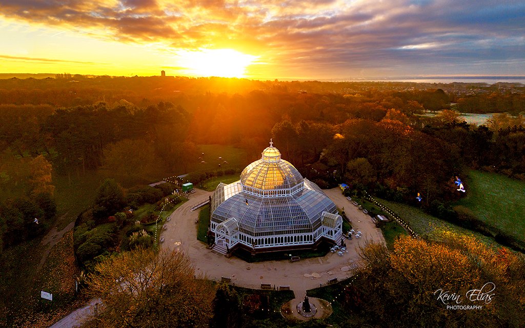 This mornings sunrise at Sefton Park...@The_Palmhouse 
#merseyhour