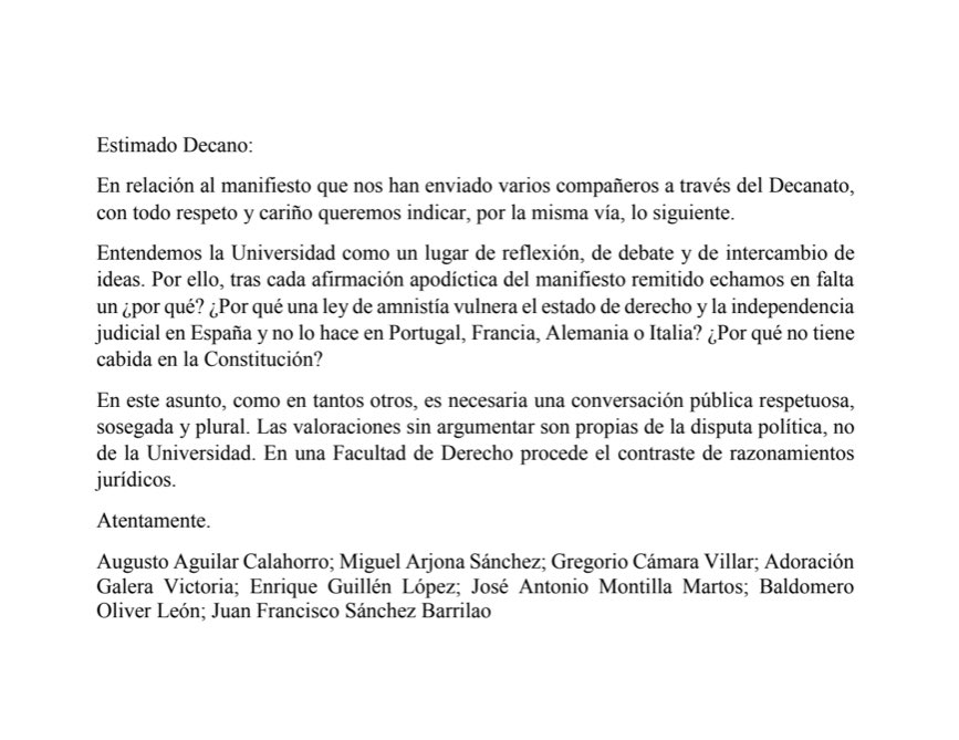 Esto de los Profesores/as de Constitucional de @CanalUGR es brillante. Frente a soflamas y frases hechas, razonamientos jurídicos. Algo que hecho en falta en el manifiesto de ayer, aquí los defensores de la CE. Tenemos el mejor departamento de constitucional de España.